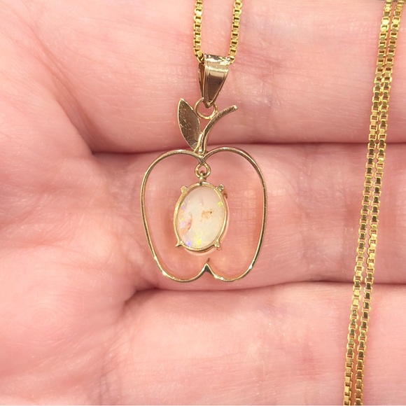 Vintage 14K Natural White Opal Apple Pendant: Filigree Gold Dangle Piece - Picture 11 of 14